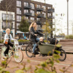 steco_mini-mee_autostoel_in_bakfiets_matzwart_1030699_1712734185